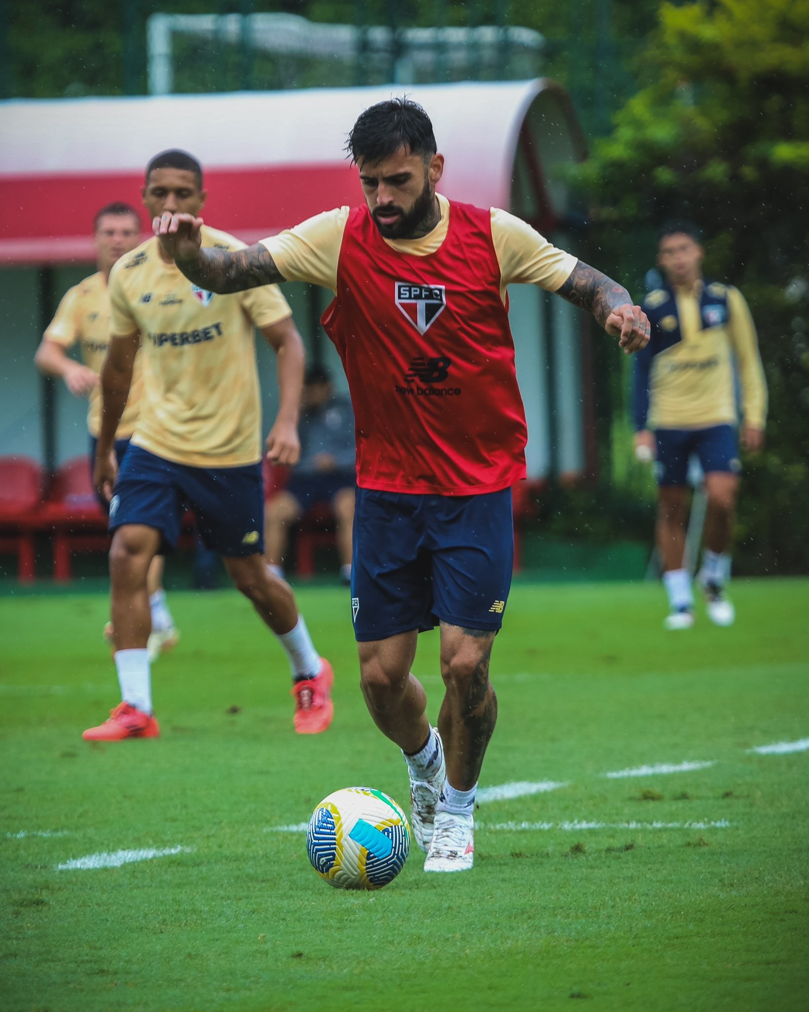 São Paulo economiza R$ 1,4 milhão com a dispensa de 16 atletas