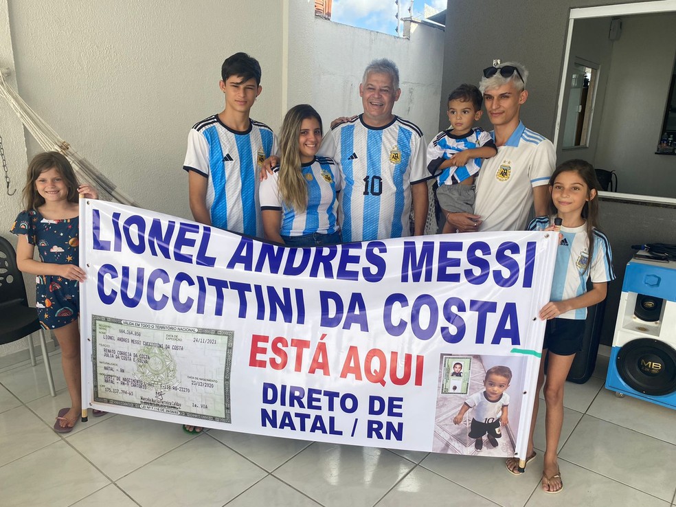 Lionel Messi, Diego Maradona e Riquelme Crespo: Irm&atilde;os estar&atilde;o na torcida  pela Argentina no Maracan&atilde; | rn | ge