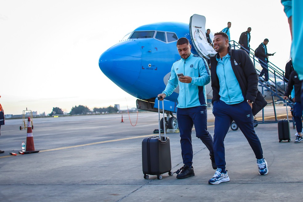 Logística, viagens e desgaste têm sido problemas para o Grêmio em meio à maratona de jogos — Foto: Lucas Uebel/Grêmio