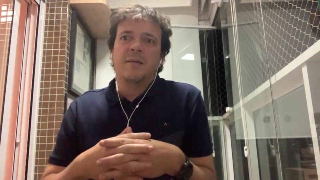 Fernando Diniz fala sobre testes de Covid realizados pelo São Paulo e medidas para volta aos campos
