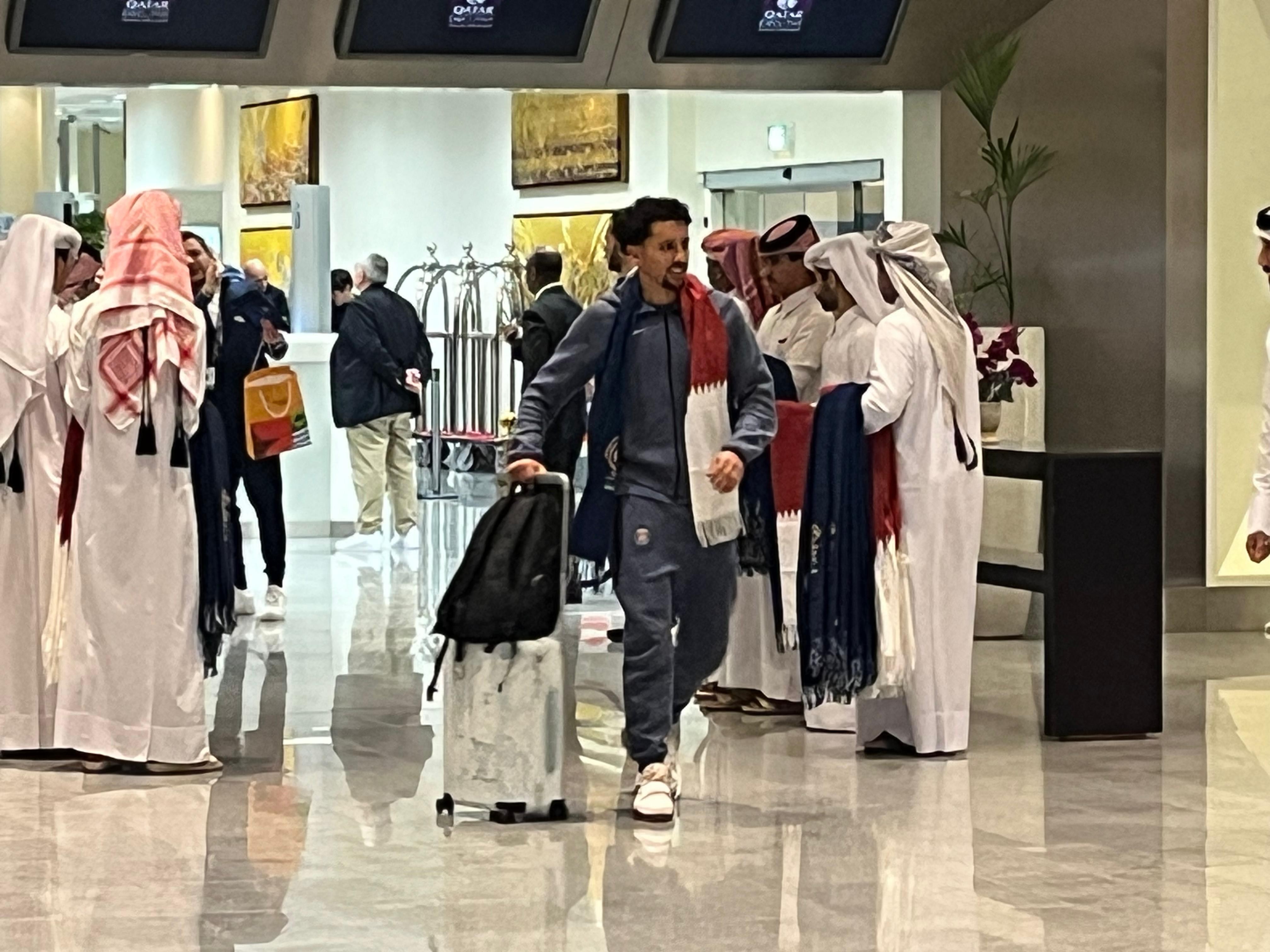 PSG desembarca no Catar para a final da Copa Intercontinental contra o Flamengo e revela expectativas altas