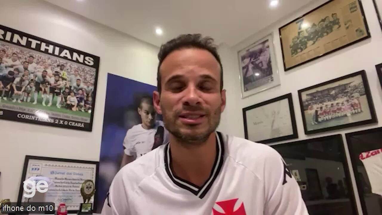 Na torcida pelo Vasco em Maceió, Morais conta como inventou um drible: 