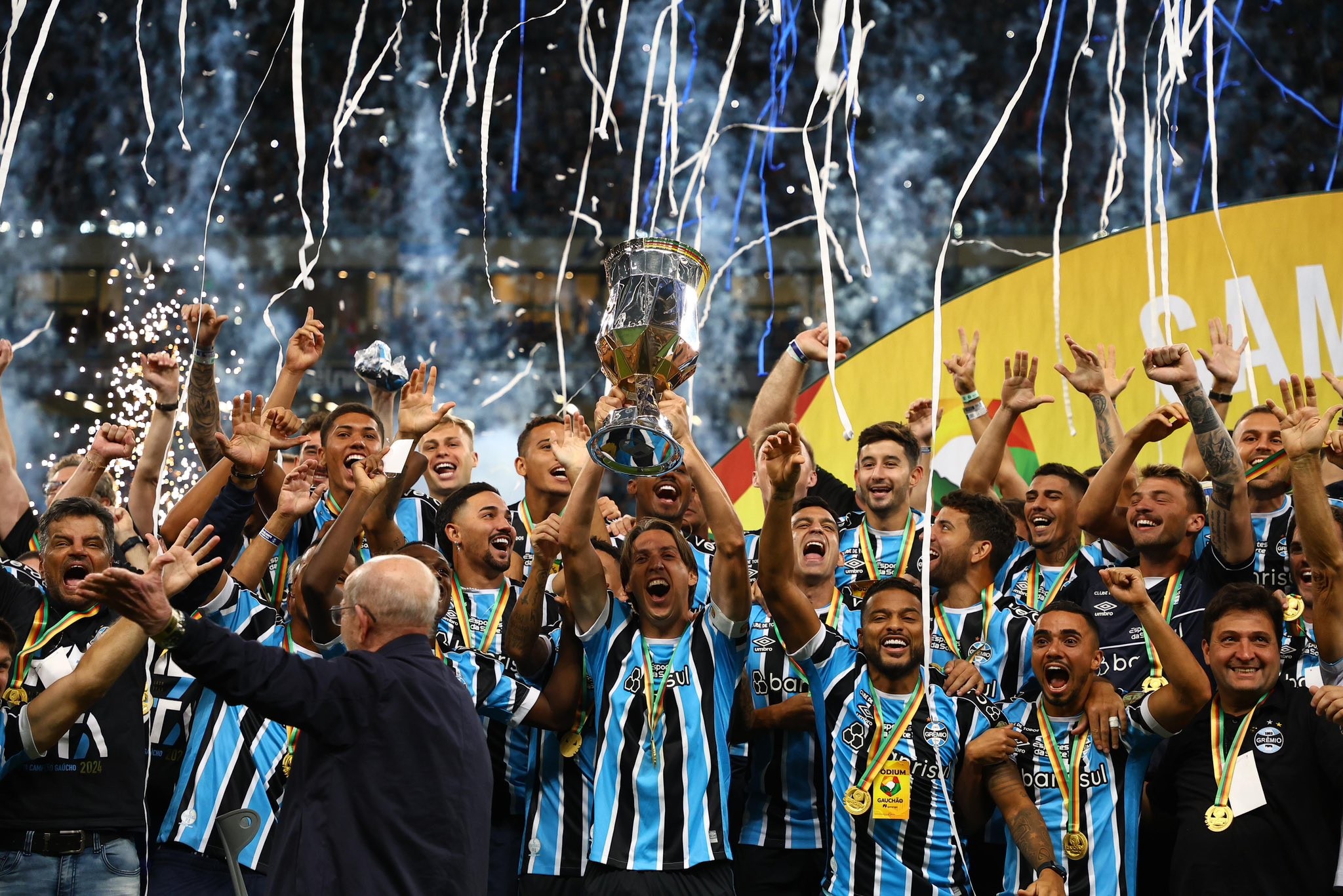 Grêmio e Atlético-MG disputam hegemonia estadual no Brasil; confira ranking.