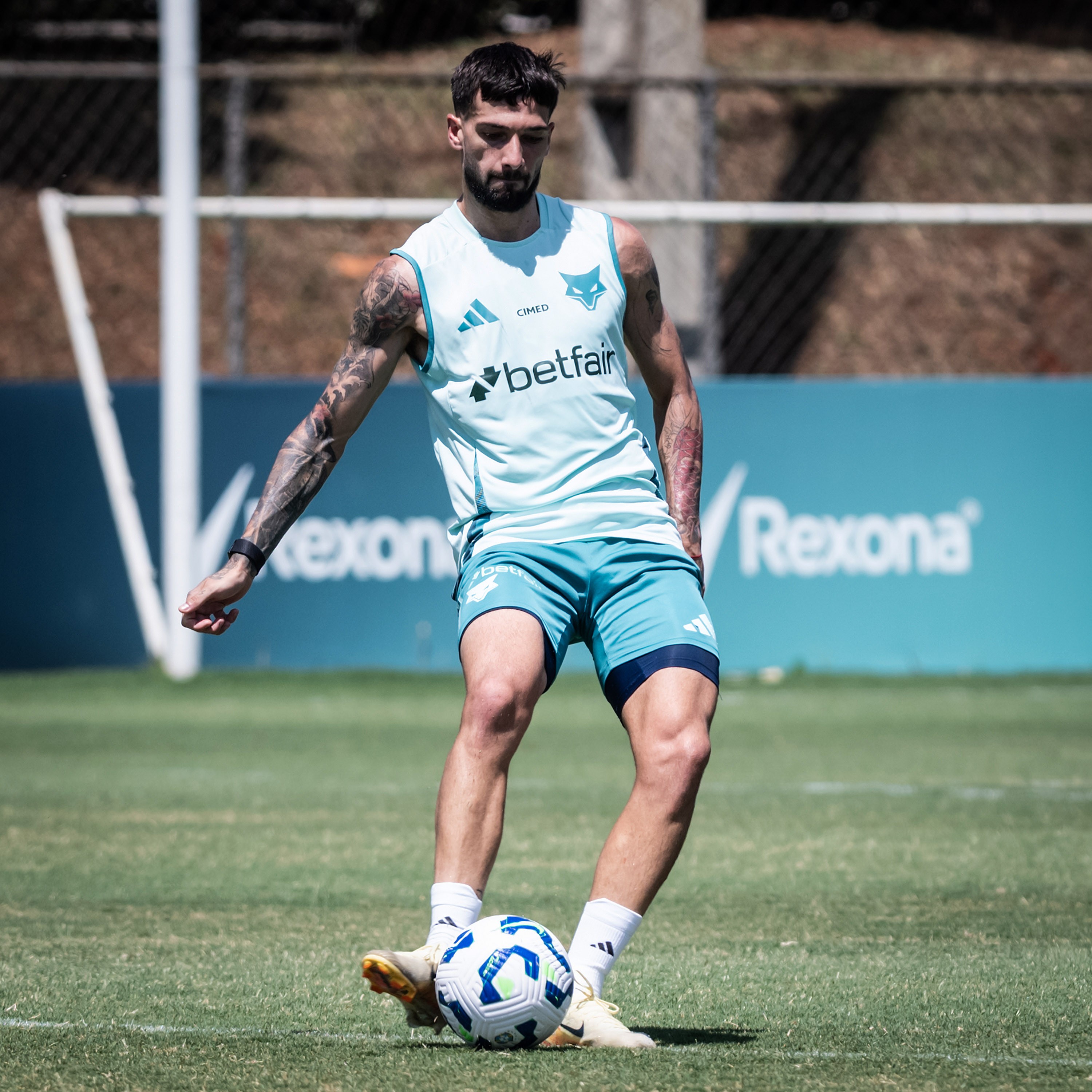 Cruzeiro encaminha empréstimo de Lautaro Díaz ao Santos
