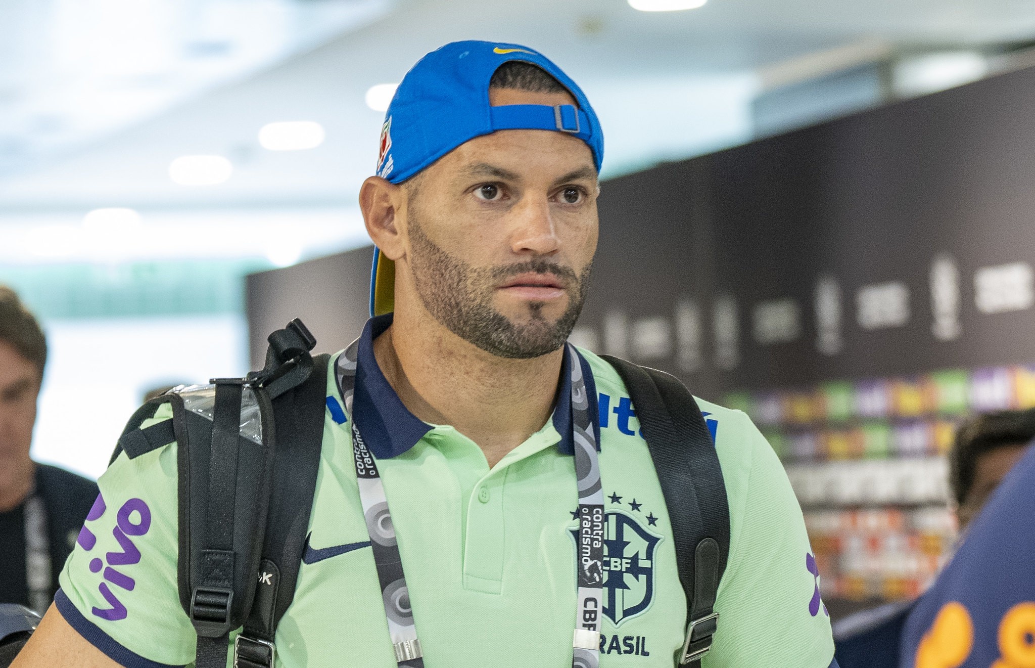 Vídeo: vizinho flagra reação de Weverton ao ser convocado para Copa | Ge