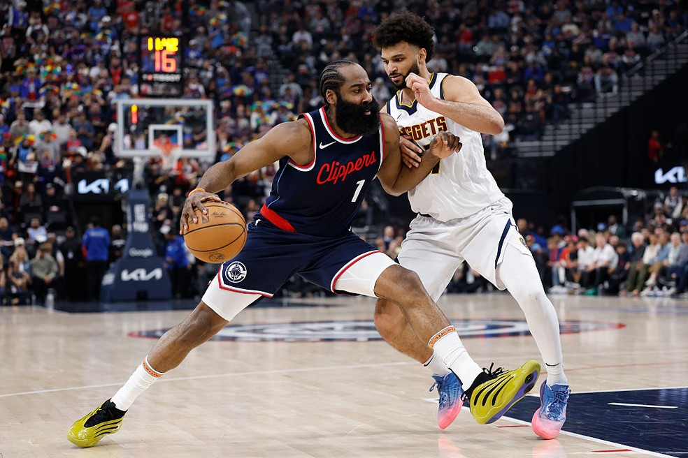 James Harden lidera vitória dos Clippers sobre os Nuggets — Foto: Getty Images