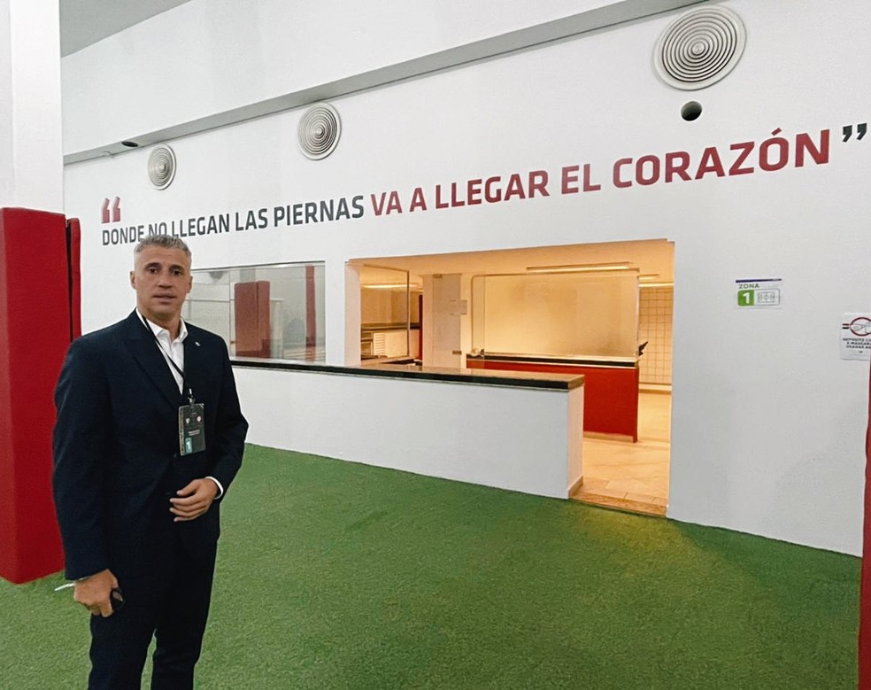  Ex-técnico campeão pelo São Paulo está perto de assinar com clube do Rio de Janeiro