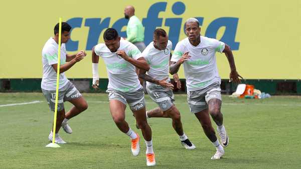 Palmeiras treina em dois períodos e mira primeiro jogo-treino na quinta
