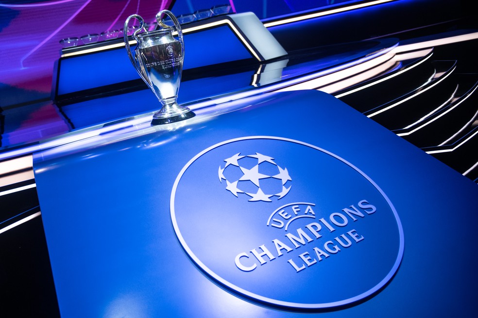 Onde assistir e horário do sorteio da fase de grupos da Champions League, a  Liga dos Campeões; veja potes e mais - Lance!