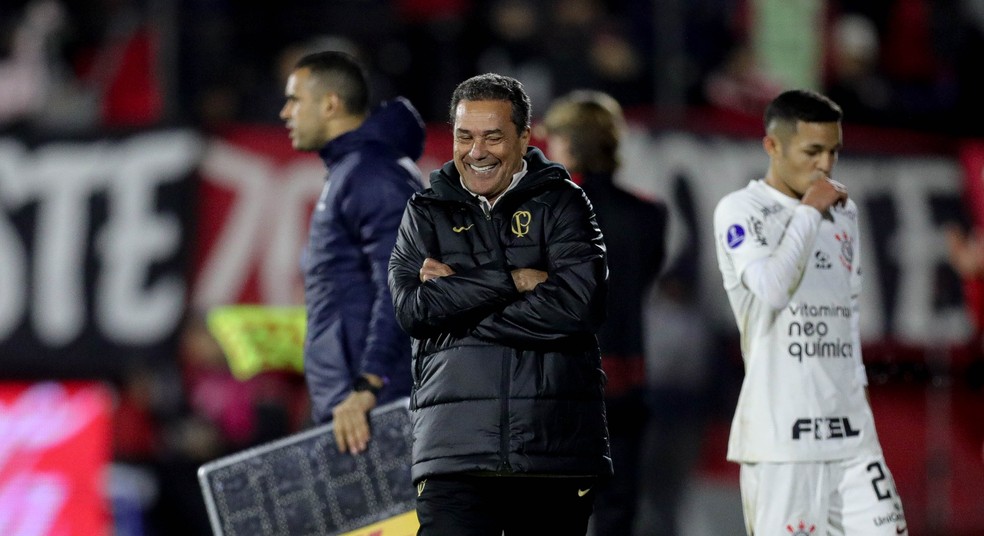 Luxemburgo tem sorrido à toa com a boa fase do Corinthians — Foto: Rodrigo Coca/Agência Corinthians