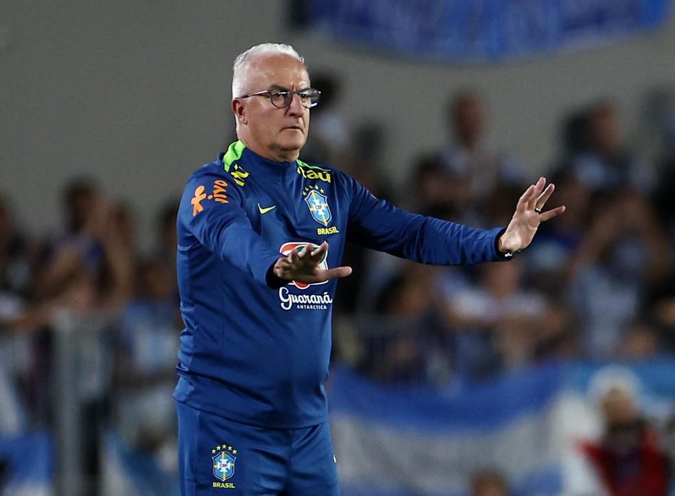 NÃO VEM? Entenda a situação entre São Paulo e Dorival Júnior