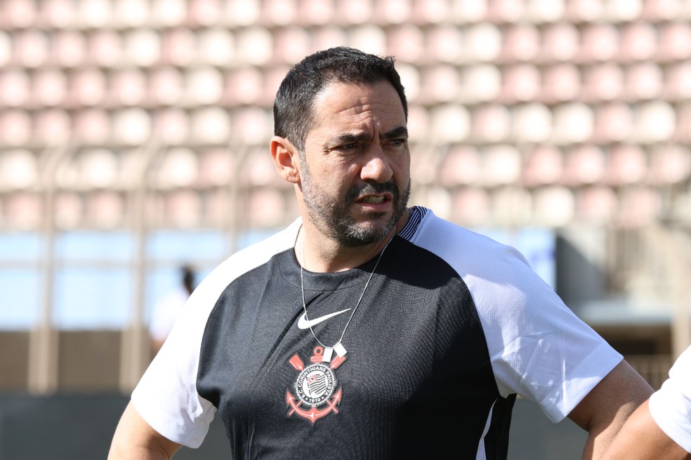 Ex-zagueiro Chicão em amistoso entre lendas de Corinthians e Boca — Foto: José Manoel Idalgo / Corinthians