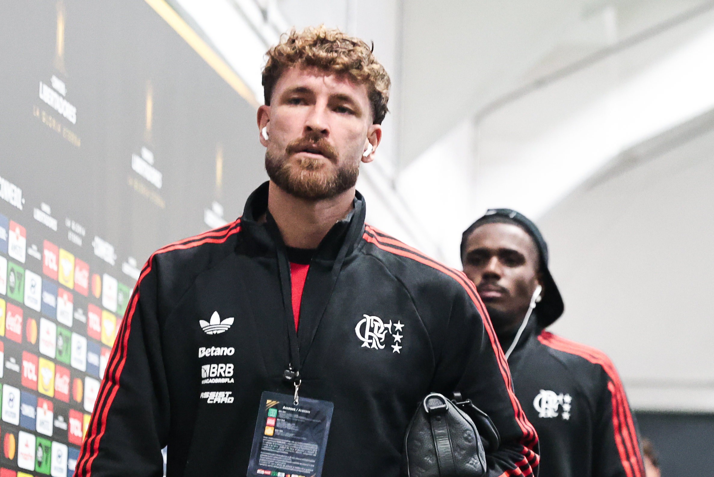 Bastidores: jogadores do Fla usaram oxigênio, mas estratégia funcionou | Ge