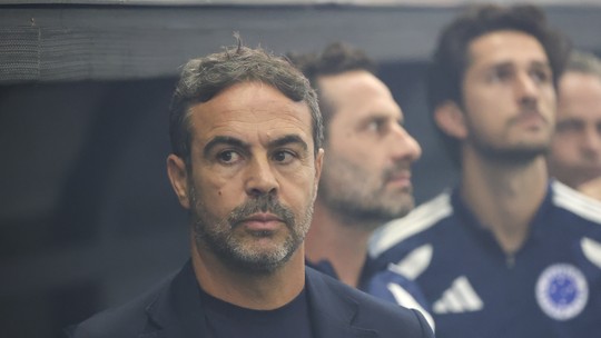 Atuações do Cruzeiro: Villalba é expulso, e Artur Jorge tem peso em eliminação; dê suas notas