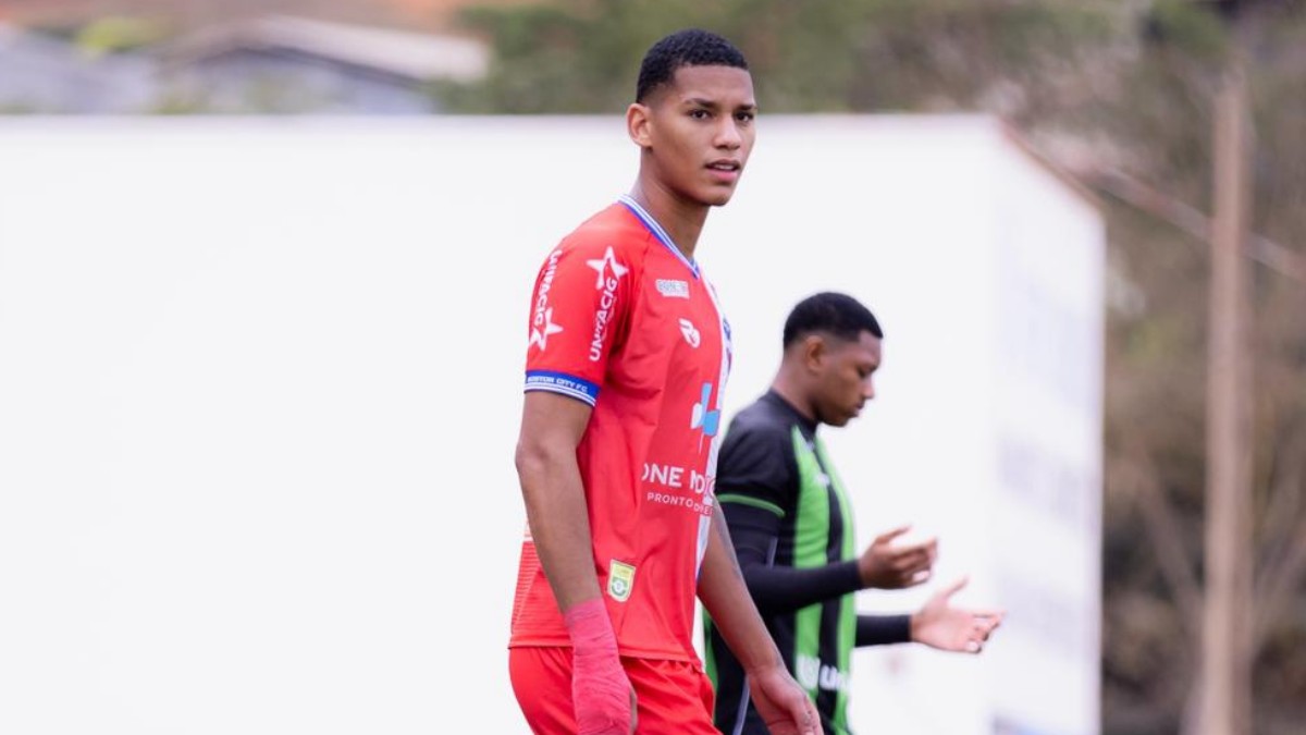 Botafogo acerta empréstimo do atacante William Lopes, revelação do Boston City