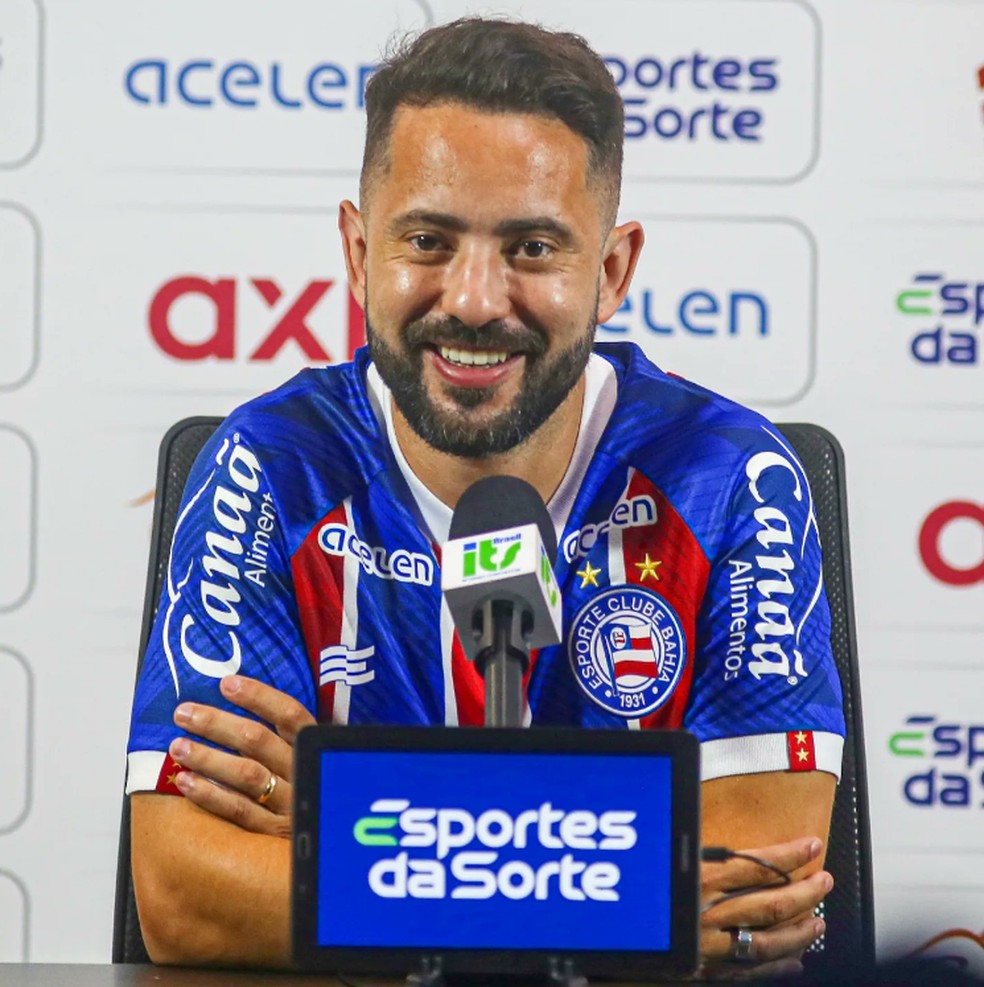 Everton Ribeiro em coletiva de apresentação no Bahia — Foto: Divulgação Bahia