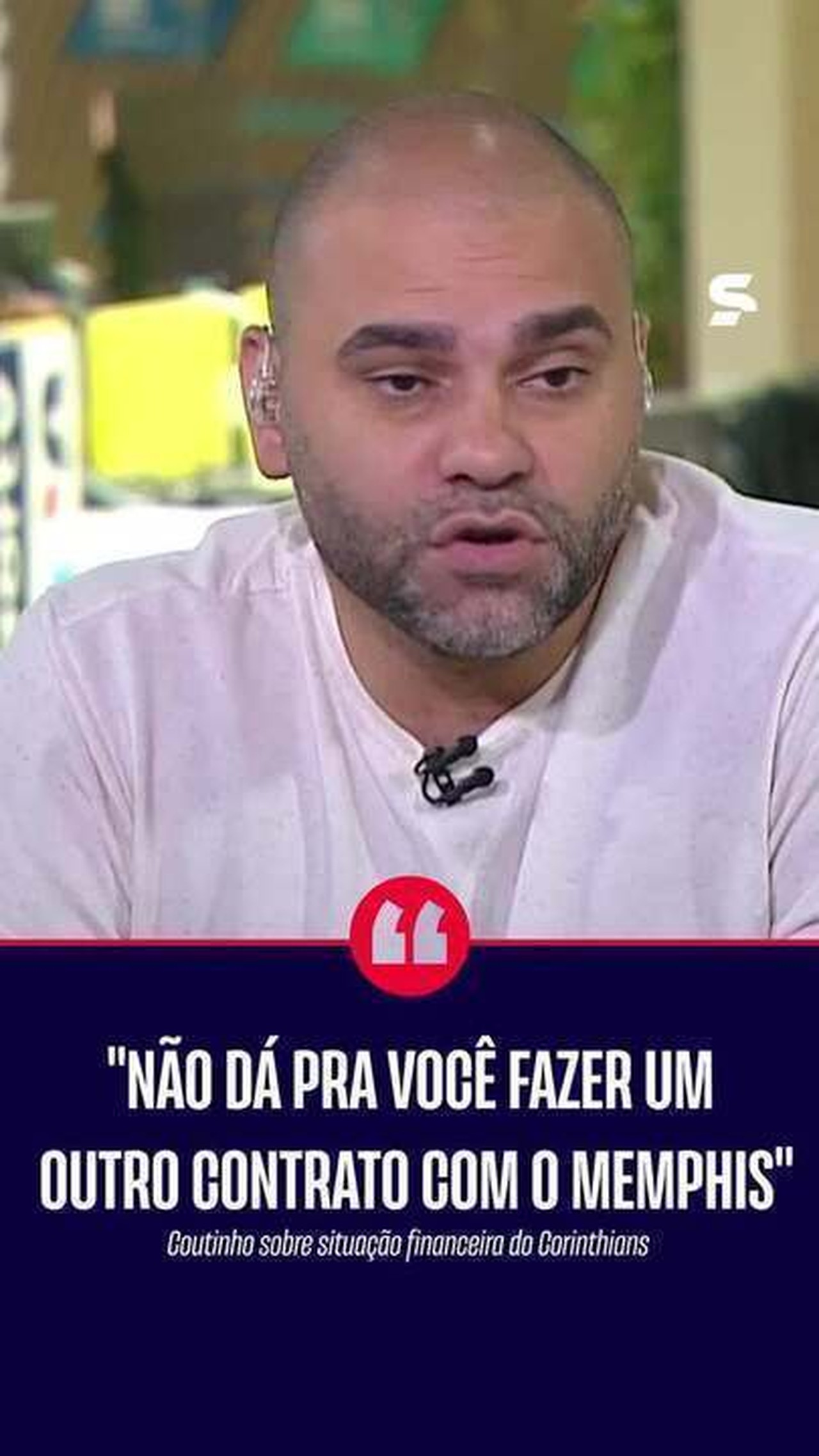 Protesto em Frente à Sede: Torcedores Exigem a Saída de Diretores no Corinthians