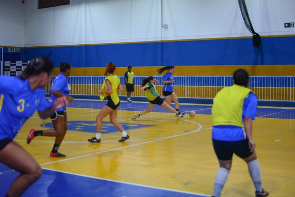 Polidesportivo de Urrô recebe torneio de ténis :: jf-urrô