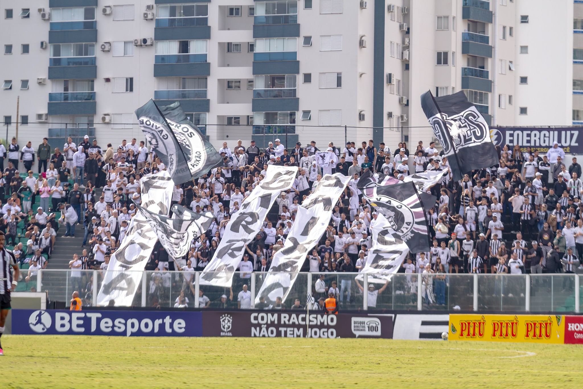Figueirense faz promoções de ingressos para jogo contra o Joinville