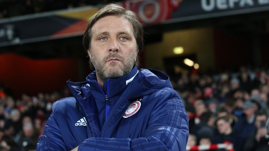 Atlético-MG sonda Pedro Martins, técnico do Al Gharafa, do Catar