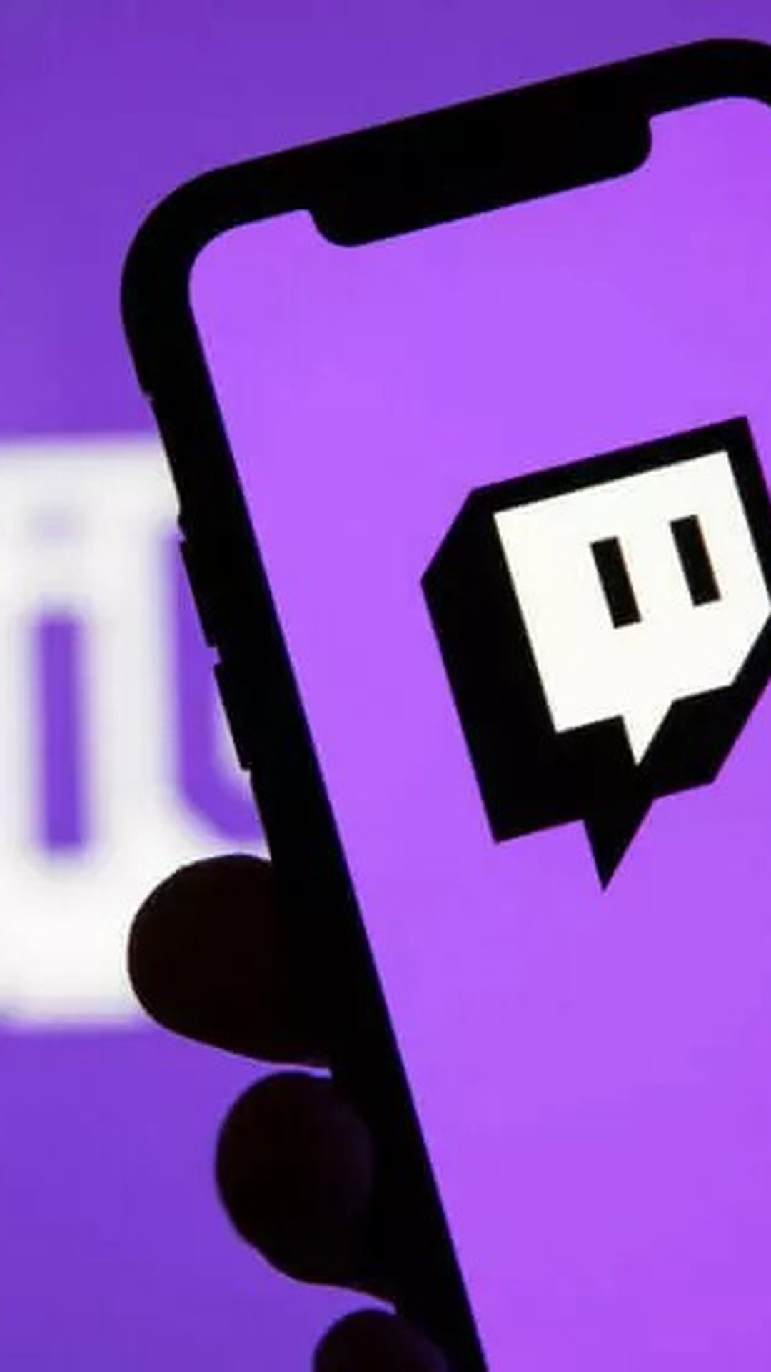 Streamer interrompe transmissão no Twitch ao ver que atiravam contra sua  casa - Canaltech