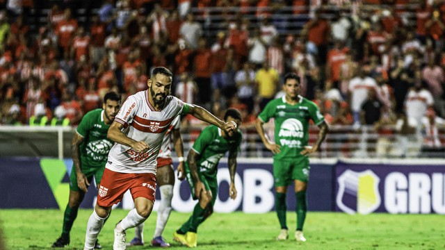 CRB x Chapecoense; gol de Anselmo Ramon