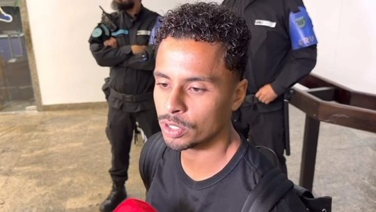 Allan chega a São Paulo para fazer exames e assinar com o Corinthians: "Meu sonho"