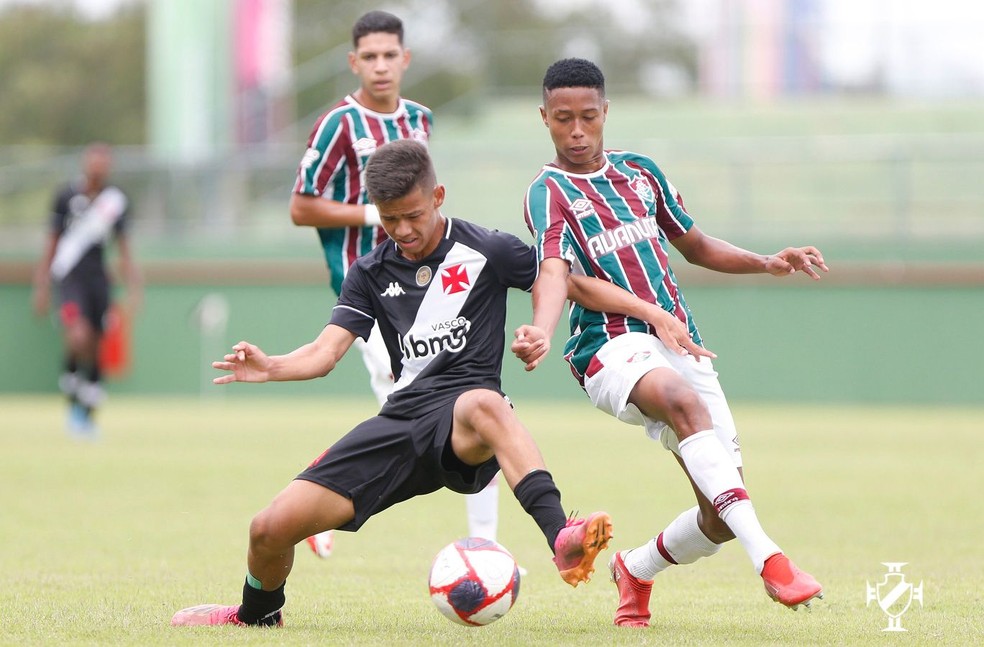 Fluminense disputa os títulos do Carioca Sub-15 e Sub-17