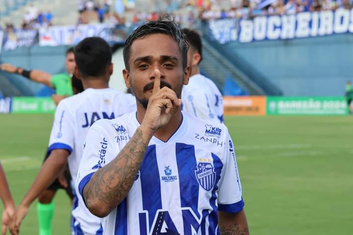 Silêncio no Tufão: São Raimundo-AM proíbe jogadores de darem entrevista ...