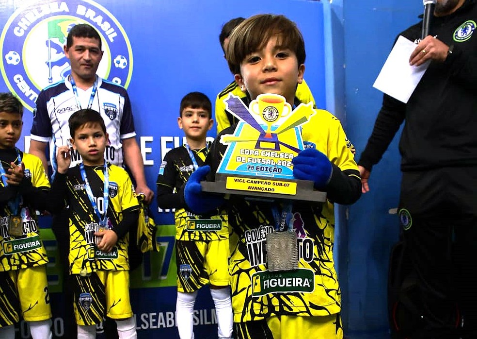 Cauã Henrique Linhares, vice-campeão da Copa Chelsea Sub-07 em 2024. — Foto: Arquivo pessoal