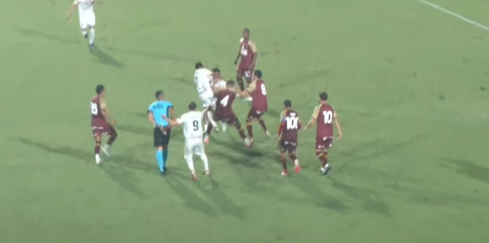 Portuguesa x Nova Iguaçu, Campeonato Brasileiro Série D 2025 — Foto: Reprodução/Lusa TV