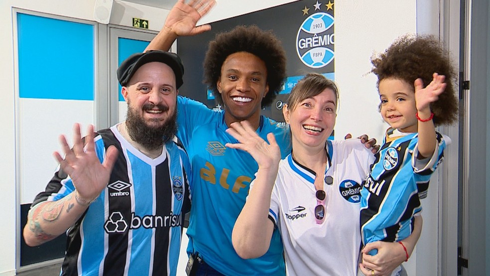 Vivi e os pais Sandra e Eduardo