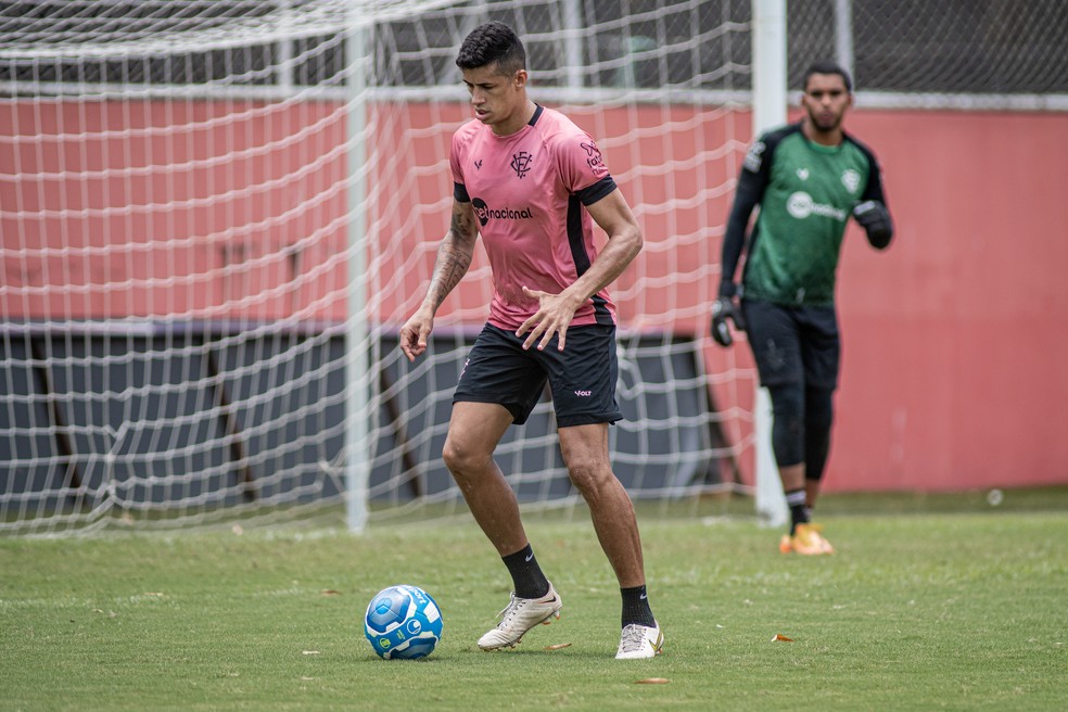 Camutanga é um dos líderes defensivos do Vitória — Foto: Victor Ferreira/EC Vitória