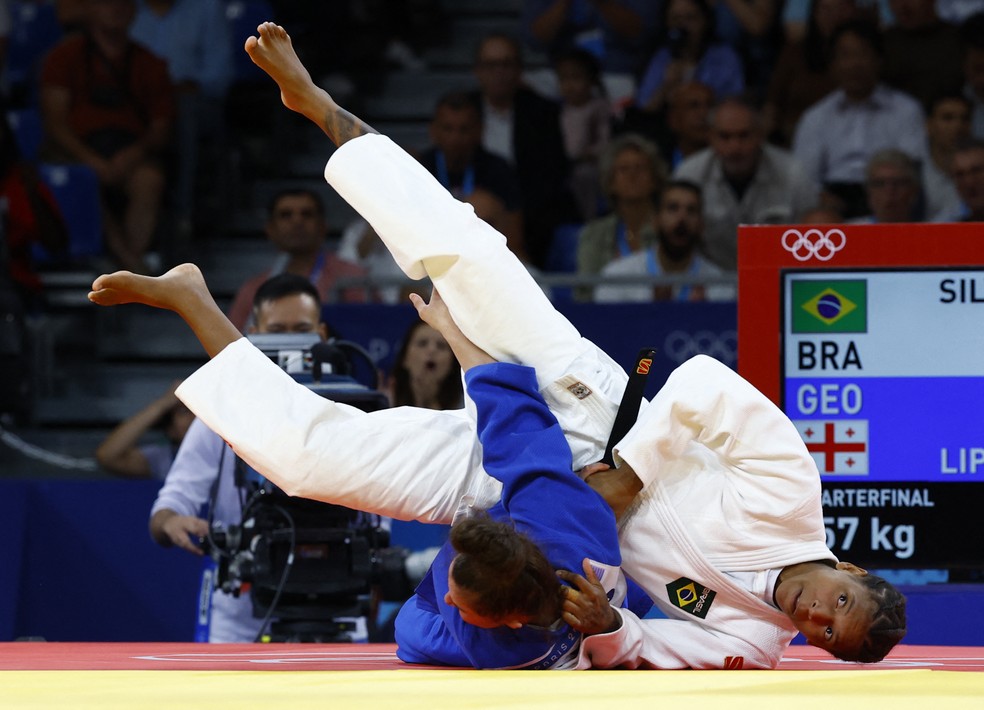 Rafaela Silva vence georgiana e avança às semifinais do judô em Paris — Foto: REUTERS/Kim Kyung-Hoon