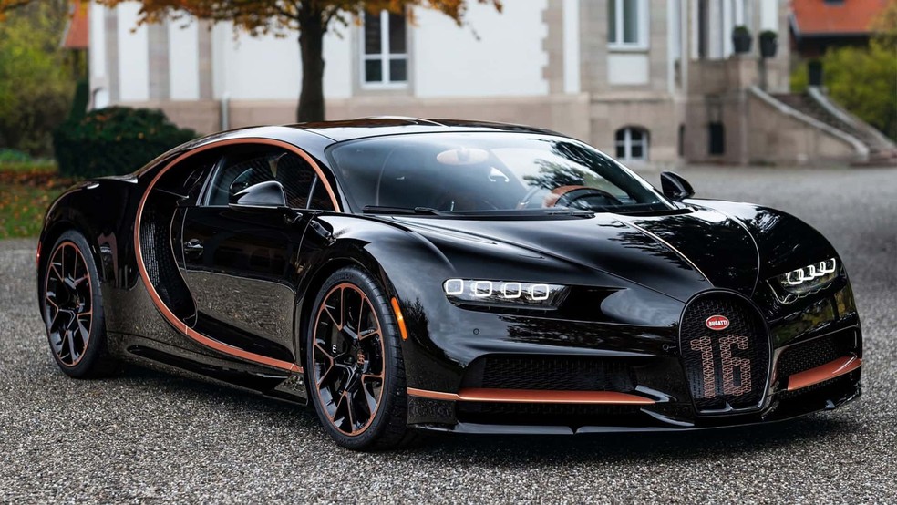 Bugatti Chiron avaliado em R$ 15,08 milhões — Foto: Reprodução/A Bola
