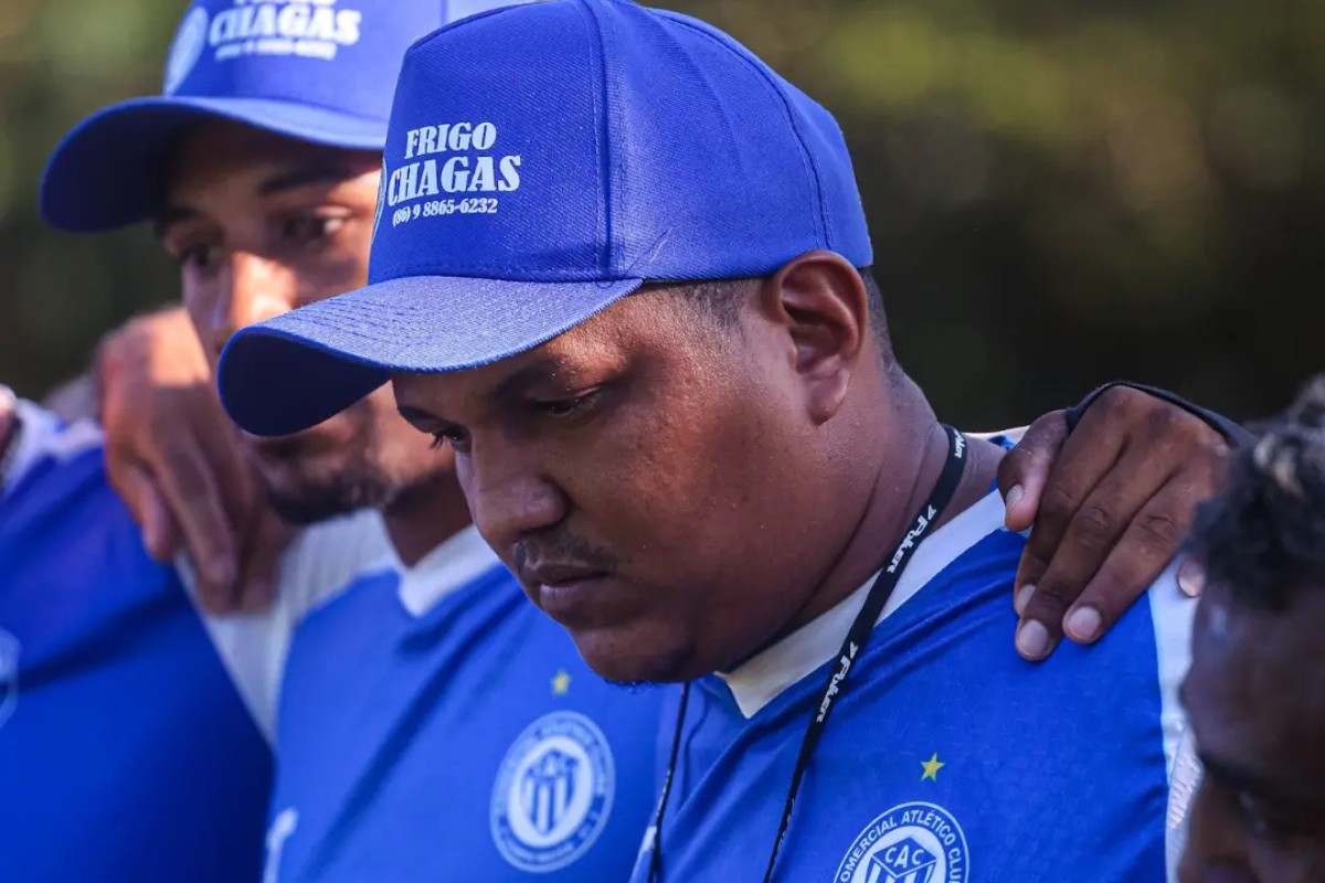 Técnico desabafa ao classificar time na 2ª Divisão do PI: "Me chamaram de entregador de coletes"
