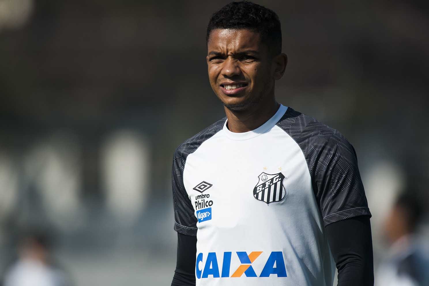 Zagueiro David Braz se apresenta ao Grêmio no final de junho  | Ge