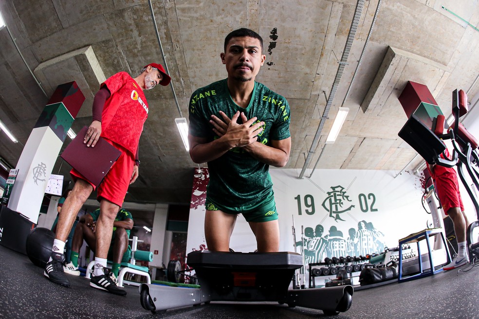 André na reapresentação do Fluminense — Foto: Marcelo Gonçalves/FFC