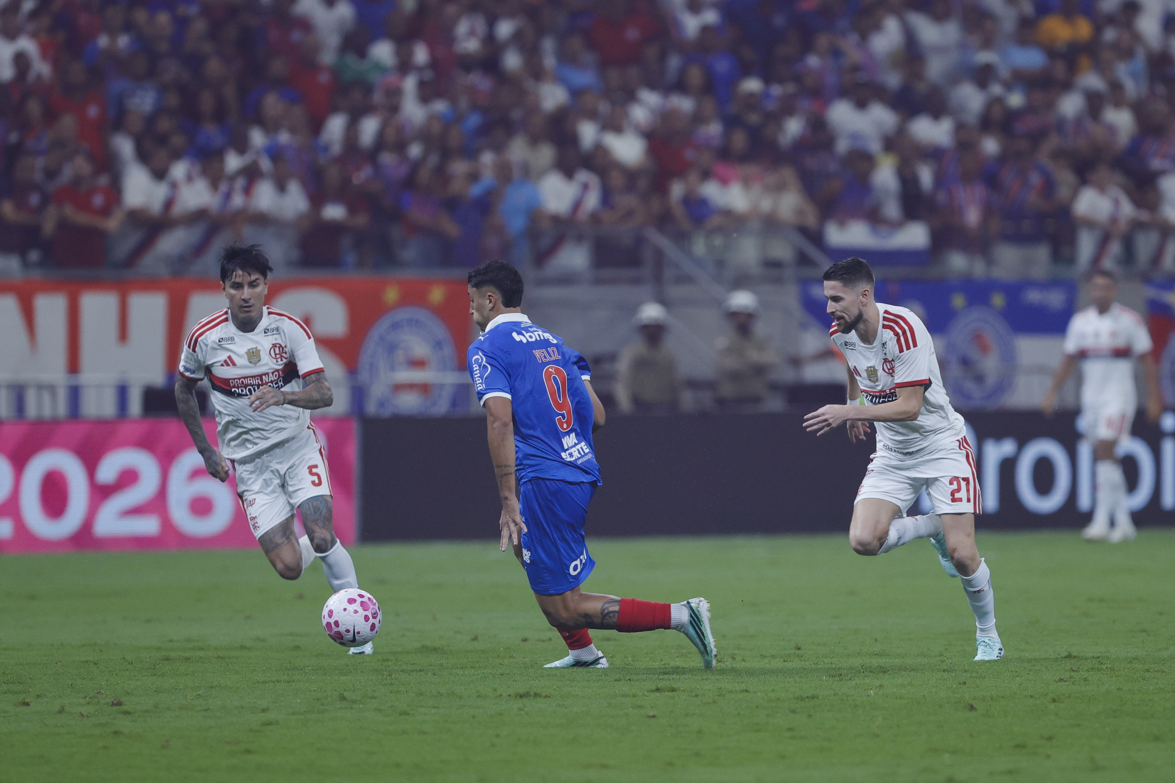 Análise: Bahia abandona convicções e é amassado pelo Flamengo