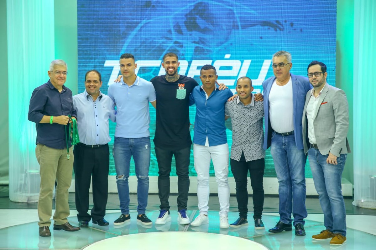 FCF divulga os finalistas do prêmio “Melhores da Série B 2023