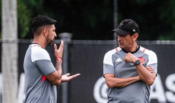Vasco's lineup: With Sforza still on the bench, Ramon Diaz should use the starting lineup against Volta Redonda;  See |  Vasco