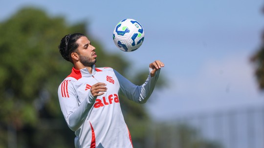 Inter libera "dois times" em negociações - Notícia do Internacional