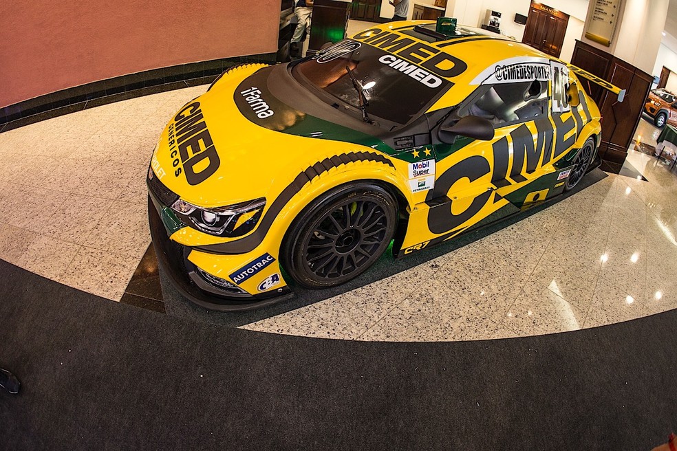 Chevrolet anuncia parceria com Cimed e quer marcas na Stock Car