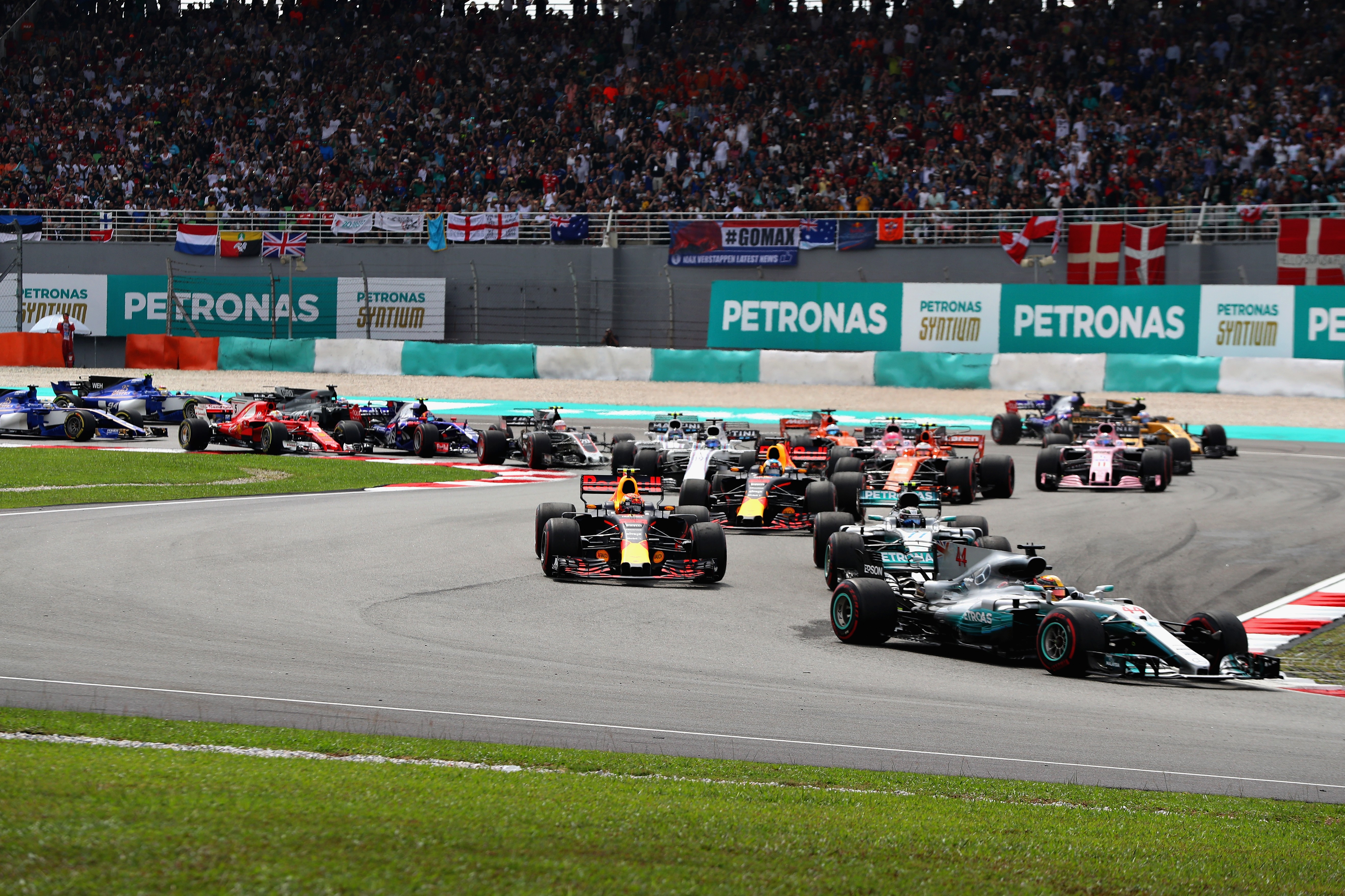 GP do Bahrein será disputado de dia após realocação na Malásia