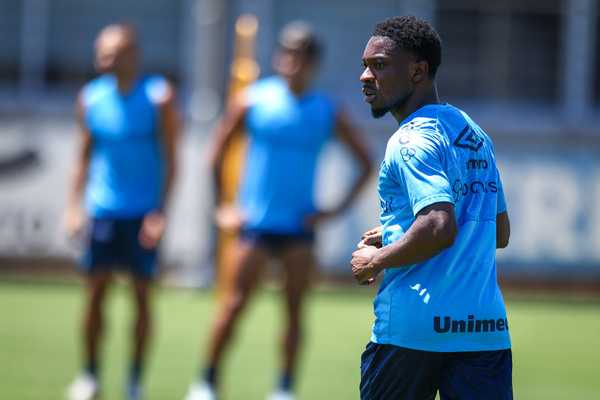 Francis Amuzu, Atacante Belga Contratado Pelo Grêmio: Conheça o Novo Reforço.