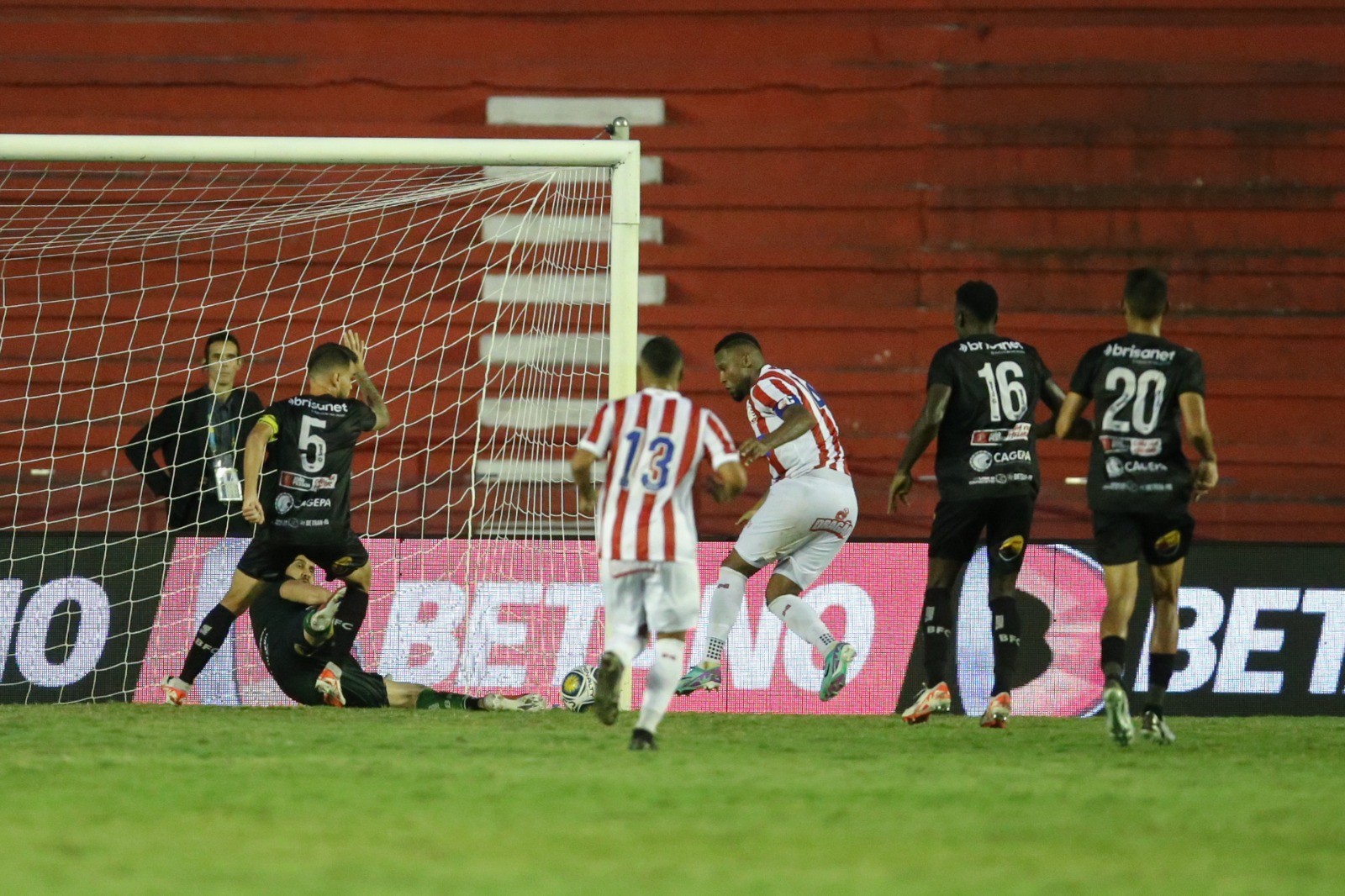 Náutico x Botafogo-PB: Belo chega com melhor desempenho que o Timbu nas ...