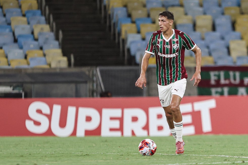 Facundo Bernal: A Busca Pelo Golaço e Consolidação no Fluminense