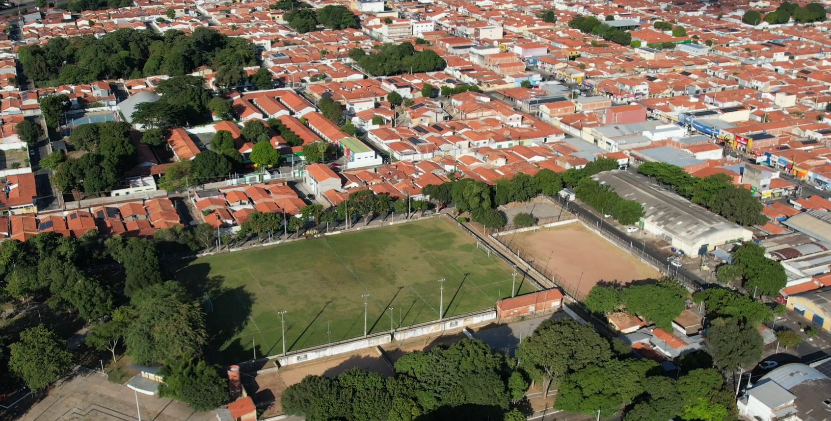 Finalista da Taça Clube Interbairros, Escolinha do Bebeto acumula 36 anos de história; conheça