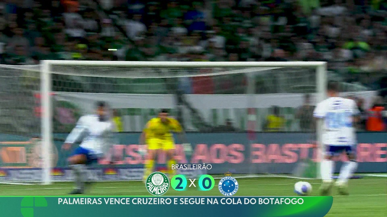 Palmeiras vence Cruzeiro e segue na cola do Botafogo