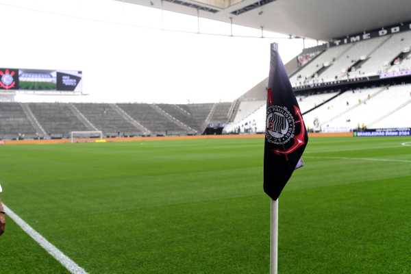 Corinthians vence ação judicial e mantém uso do hino oficial do clube